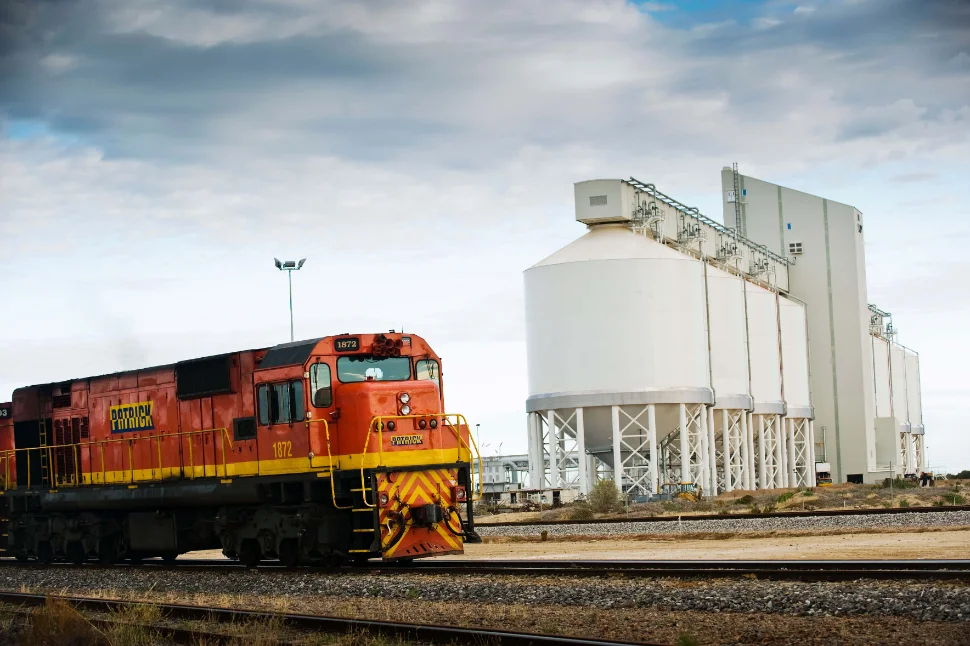 Train arriving at Port Adelaide Outer Harbor.jpg